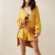 thumbnail image 3 of Suéter Mono básico con cuello vuelto para mujer, traje holgado de estilo Vintage con cuello en V para vacaciones Kuymtek Amarillo T M para Mujer, 3 of 6