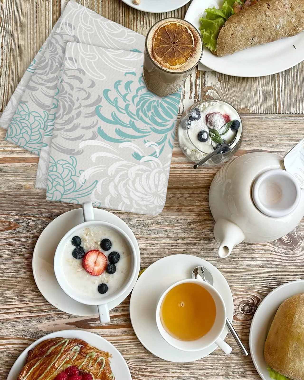 Aqua White Kitchen Dish Towels for Drying Dishes Set of 2, Abstract Grey Chrysanthemum Flower Floral Waffle Weave Microfiber Hand Tea Bathroom Towels Quick Dry & Absorbent Towel 15.7x23.6