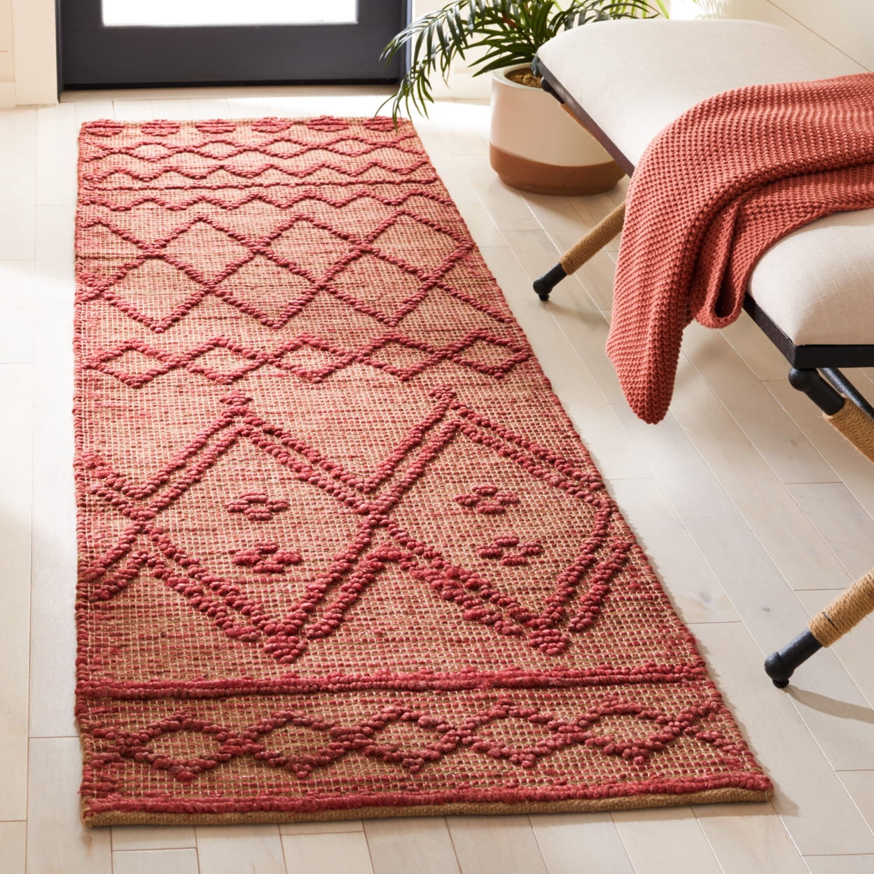 SAFAVIEH Natural Fiber Alfred Geometric Area Rug, Red/Natural, 3' x 5'