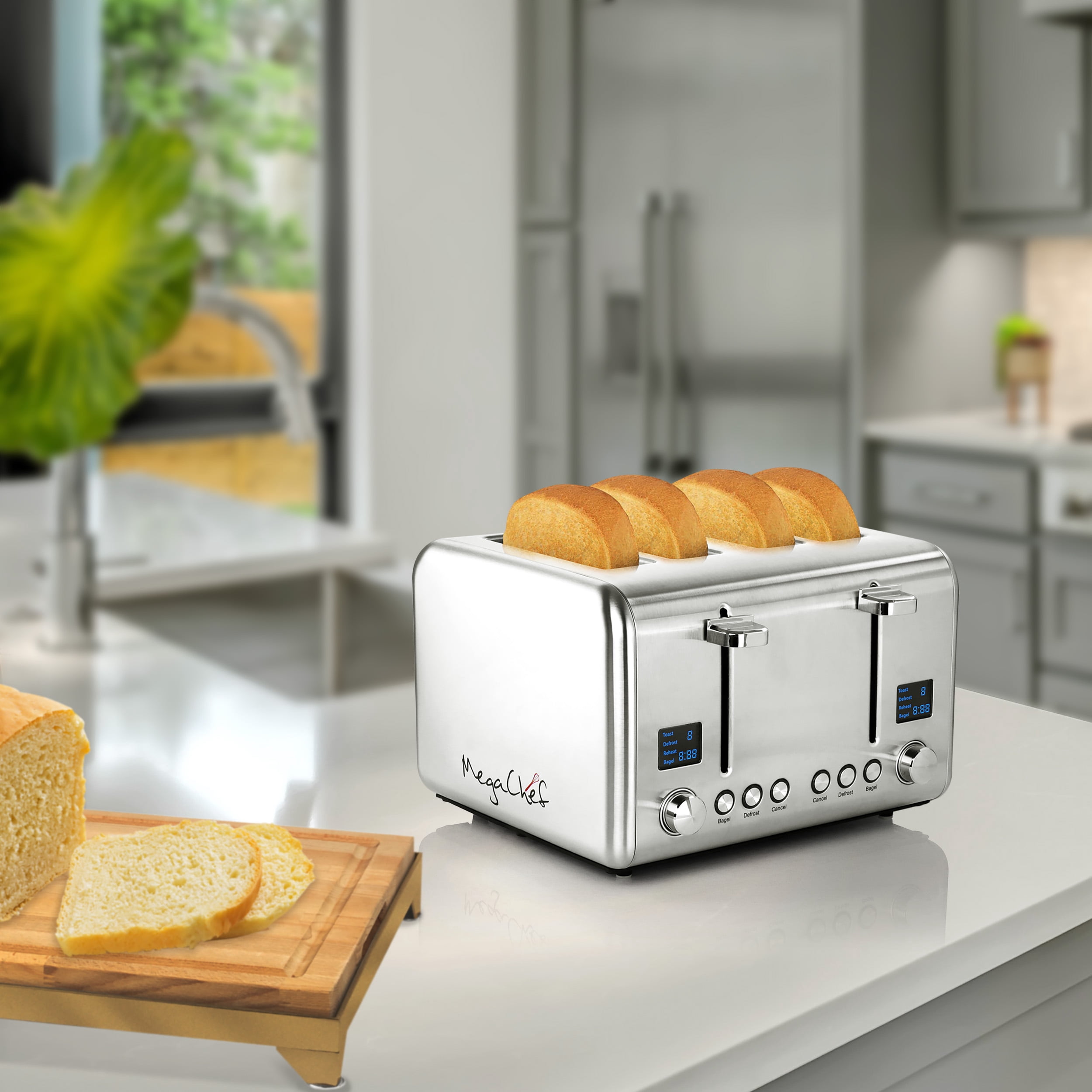 MegaChef 4 Slice Toaster in Stainless Steel Silver