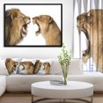 thumbnail image 4 of Designart - Lion et Lionne Rugissante - Impression sur Toile Encadrée Abstraite, 4 of 4