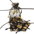 thumbnail image 1 of Nvzi 50 bolsas de organza para Halloween, 3,93 x 5,9 pulgadas, con estampado de telaraña, con cordón, pequeñas bolsas de regalo - Estilo C, 1 of 5