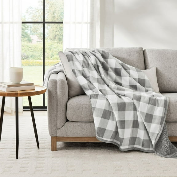 Member's Mark Plush Throw, 60"x70"