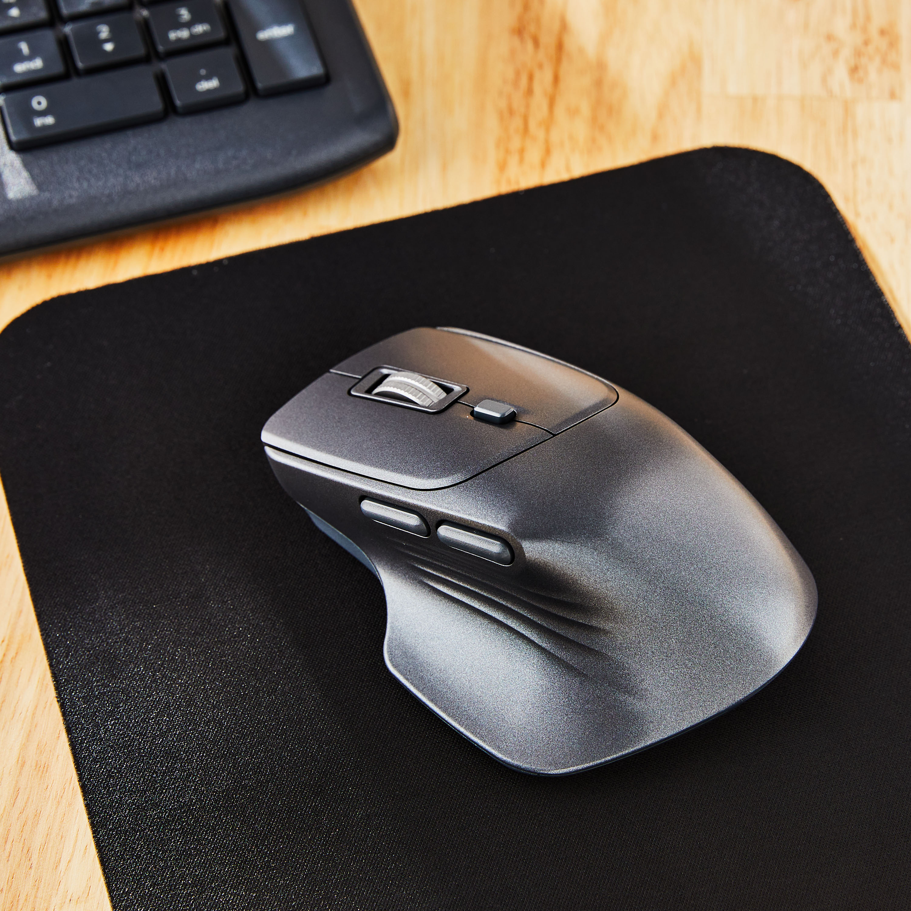 onn 6-Button Wireless Mouse, Ergonomic Design photo 2
