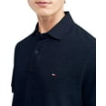 thumbnail image 3 of Polo Tommy Hilfiger para hombre, corte clásico, de algodón azul marino, 3 of 6