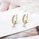 thumbnail image 2 of Simplista Oreja Clips para Mujeres No Piercing Requerido Oreja Cartílago Clip Pendientes, 2 of 4