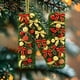 thumbnail image 4 of Adornos navideños artesanales decorativos para el árbol, monogramas decorativos acrílicos 2D con gorro de Papá Noel, 26 letras, adornos navideños colgantes para manualidades, decoración navideña para, 4 of 5