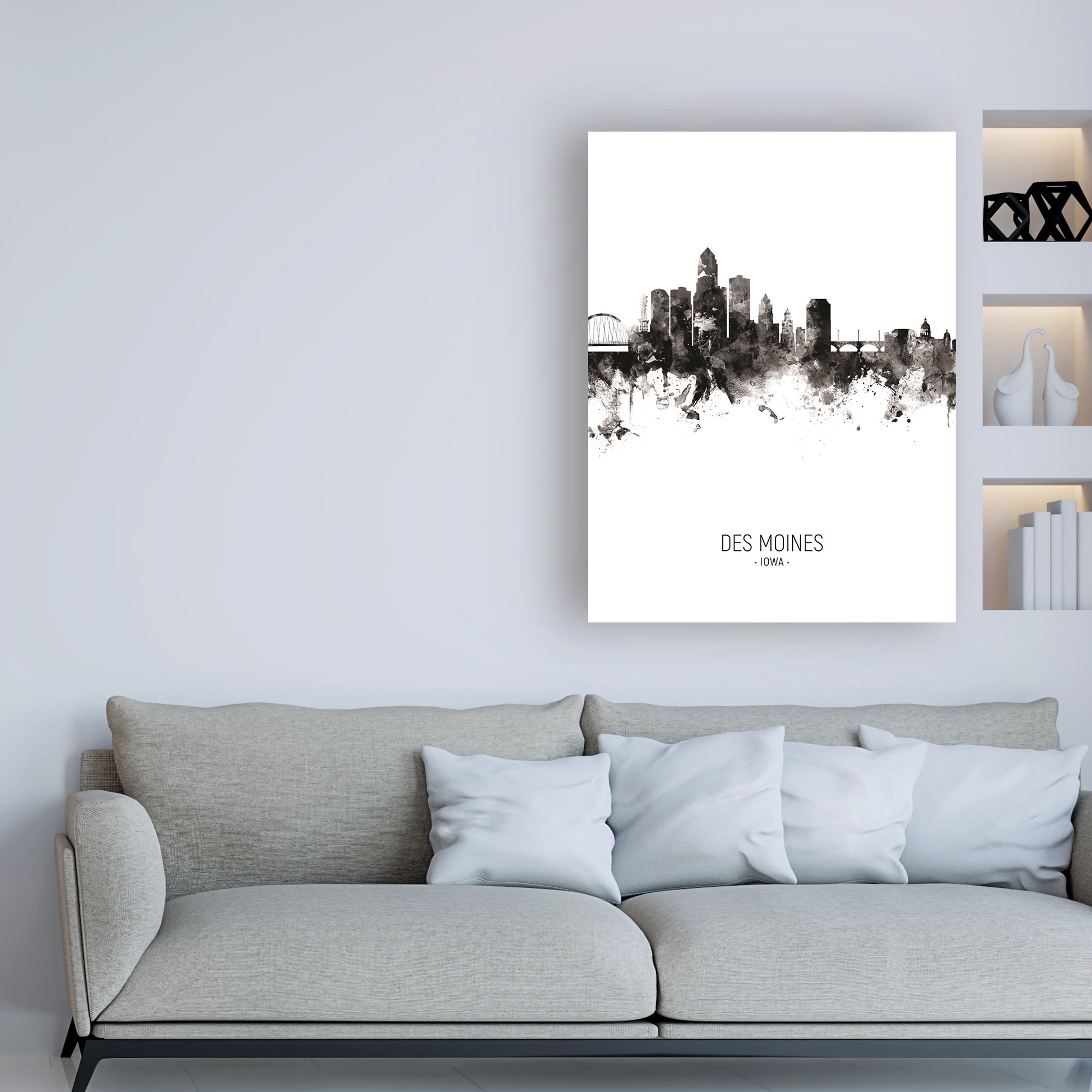Trademark Fine Art 'Des Moines Iowa Skyline Portrait II' Canvas Art by Michael Tompsett