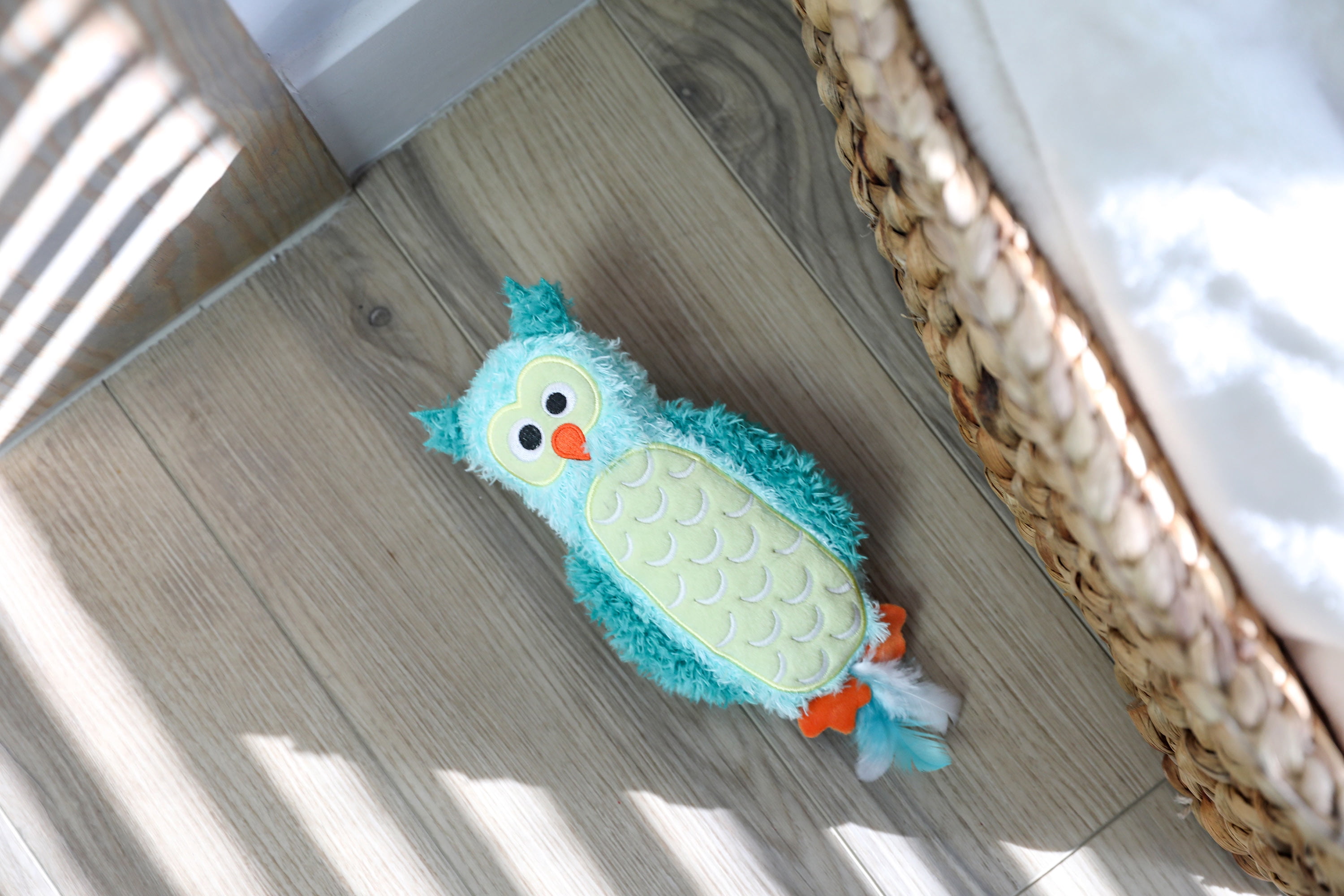 Quirky Kitty Glowing Forest Glow in the Dark Night Owl Kicker Cat Toy