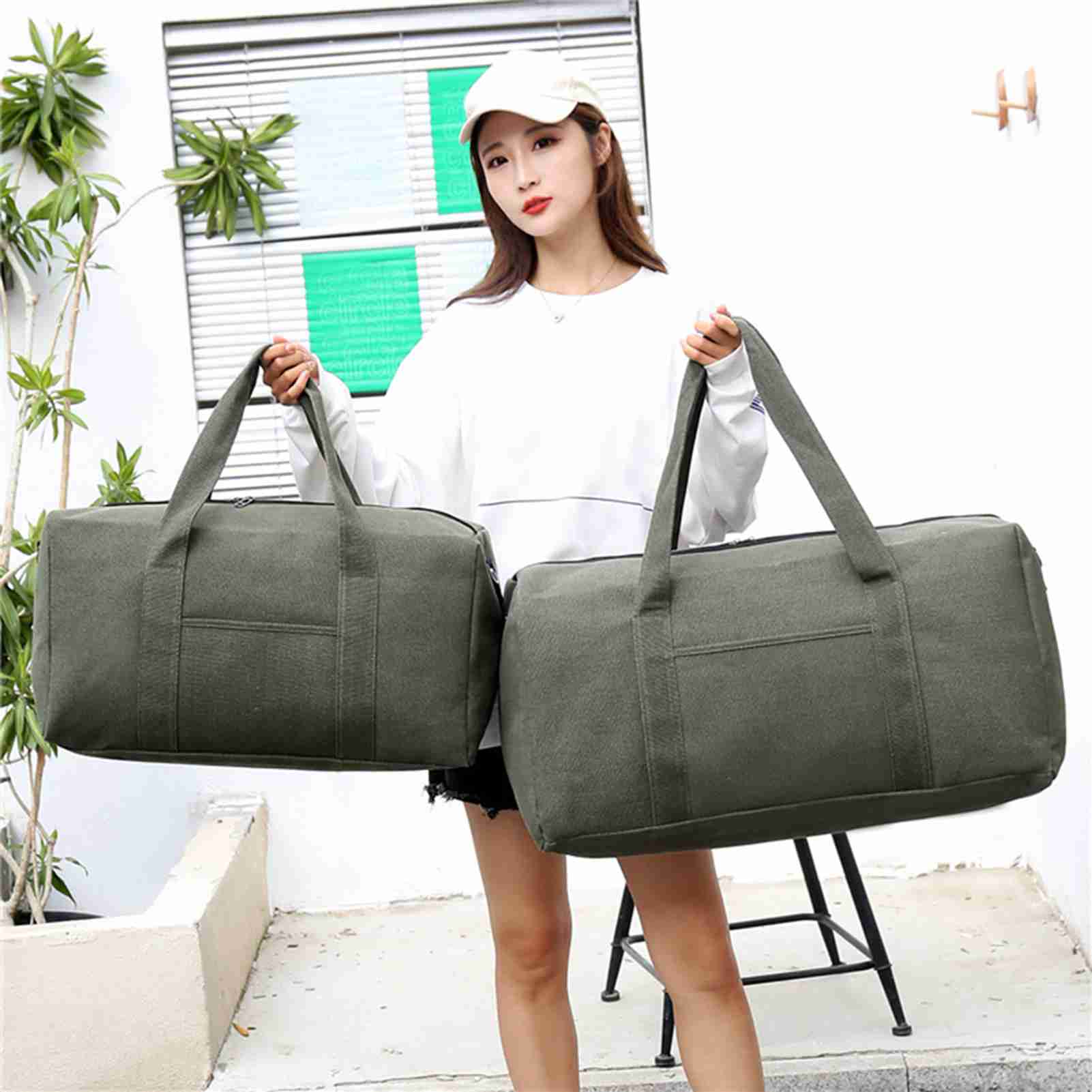 Sports Travel Duffel Bag Large Capacity Canvas Travel Bag Outdoor Sports Gym Bag For Men And Women