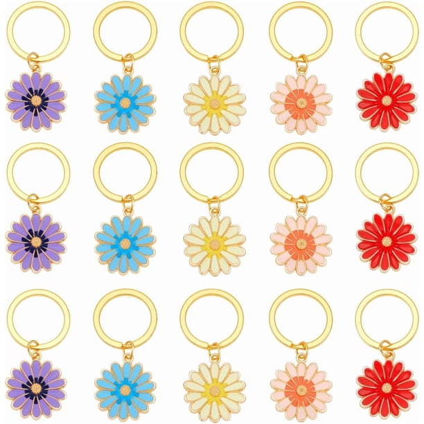 15 llaveros de margaritas en 5 colores, de aleación de 2,13 pulgadas, con diseño de flor esmaltada, para bolsos y accesorios de cartera.
