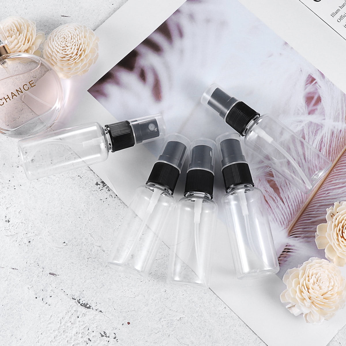 12pcs Portable Bottles Empty Clear Plastic Fine Mist Spray Bottles 30ml (Random Color Spray Cap)