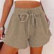 thumbnail image 3 of Pantalones cortos de pierna ancha para mujer con cierre de cordón y bolsillos laterales pantalones cortos de verano de estilo suelto de poliéster, 3 of 6
