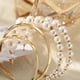thumbnail image 5 of Fiudx Juego de Aretes Acrílicos, Elegante Joya con Borlas de Perla, Diseño Geométrico Único de Metal, Perfecto para Bodas, Fiestas y Eventos, Elegante Opción de Regalo, Accesorio de Moda para Mujer., 5 of 6