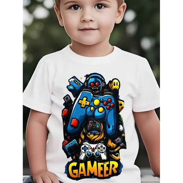 Camiseta gráfica informal "Gamer" para niño: diseño azul y rojo vibrante con control de juego y calaveras. Manga corta, cuello redondo, ligera y elástica. Estampado divertido. Ajuste cómodo.