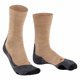 thumbnail image 2 of FALKE Calcetines de mujer - Calcetines de trekking TK 2, ergonómicos, mezcla de lana merina Arena 37-38, 2 of 6