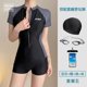 thumbnail image 1 of Traje De Baño Deportivo Profesional De Secado Rápido De Una Pieza Conservadora Muestra De Ocio Delgado De Ángulo Plano, 1 of 4