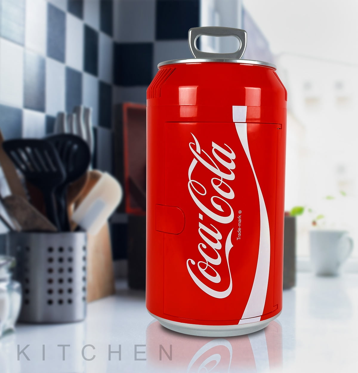 CocaCola 12 Can Portable Mini Refrigerator, Travel Thermoelectric