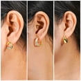 thumbnail image 2 of Aretes Tipo Botón en forma de C JeenMata chapados en oro amarillo con detalles de diamantes de imitación, 2 of 4