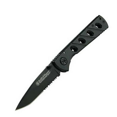 Smith & Wesson Extreme Ops Pocket Knife with Black Aluminum Handle