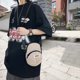 thumbnail image 5 of Bolsa bandolera de diseño original con forma de gorra y de hombro de calle (caqui) Likrtyny Para Estrenar, 5 of 9
