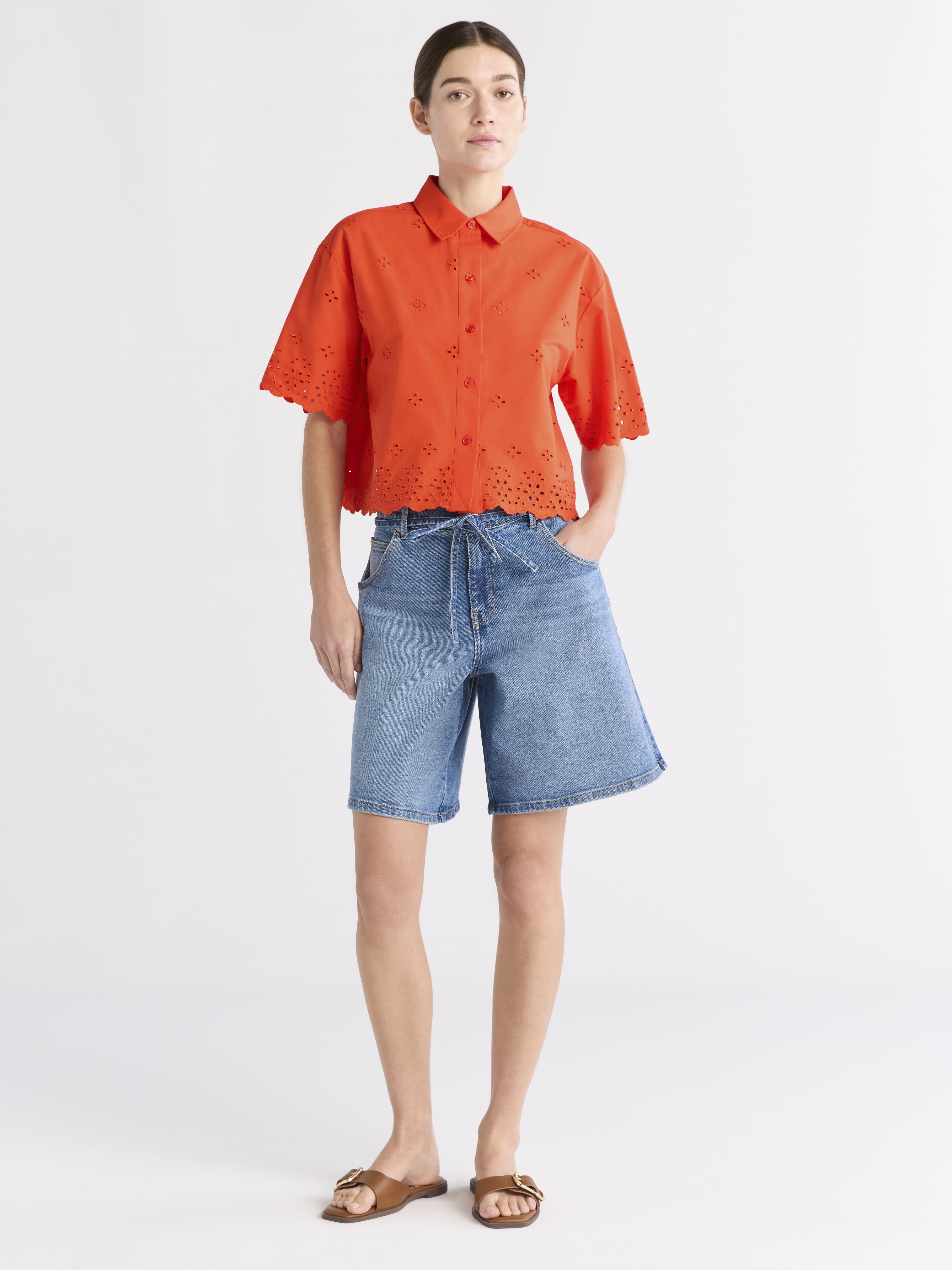 Free Assembly Women's and Women's Plus Cropped Cotton Eyelet Shirt, Sizes XS-4X