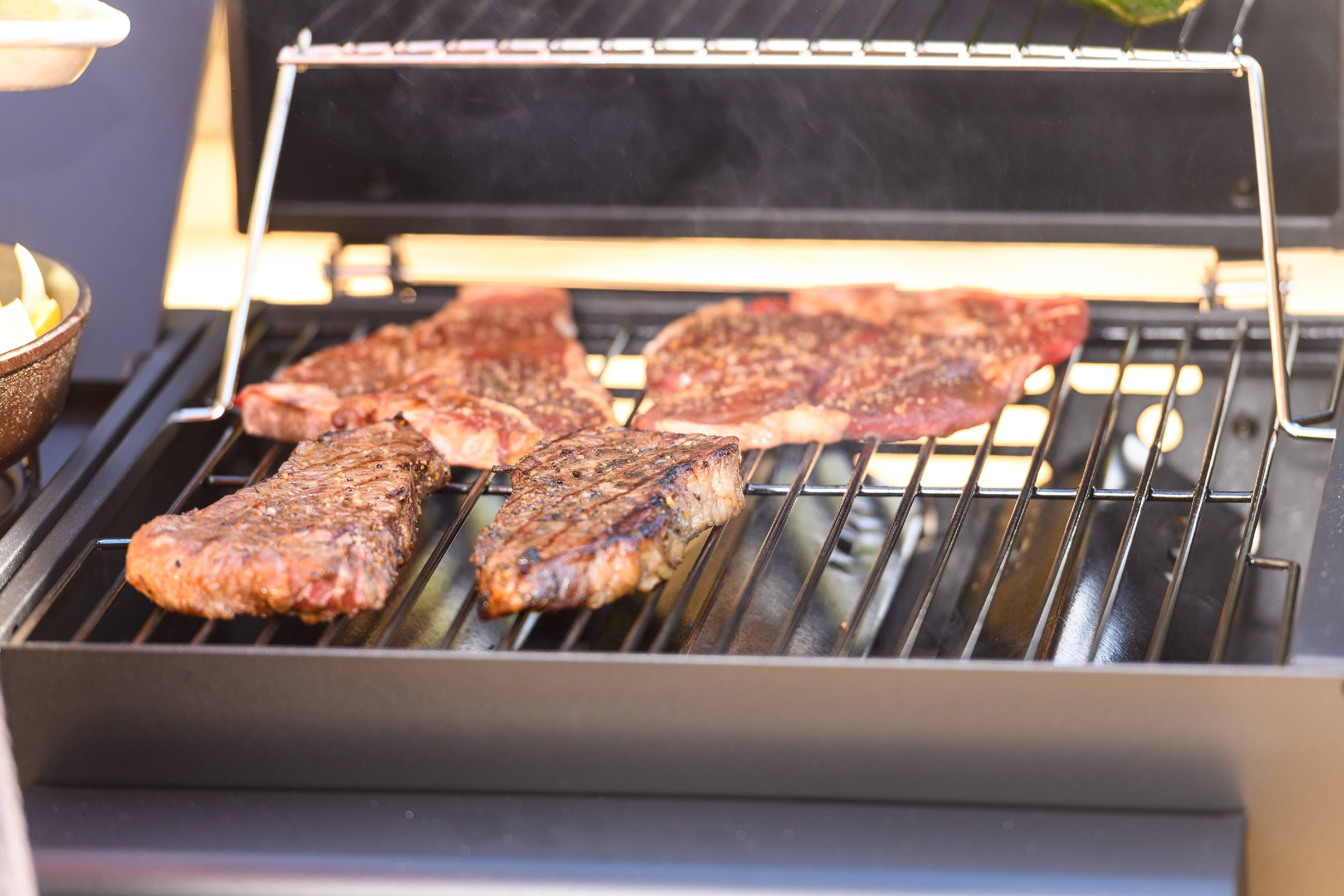 Smoke Hollow DG850C Combo Grill