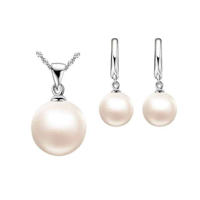 set perla onda cadena borla collar pendientes pendientes perla agua collares y colgantes juego de joyería con perlas beige; vista frontal de collar con cadena trenzada y colgante de perla grande y aretes colgantes con cierre de aro y perlas redondas, material cobre según especificación. También adecuado como regalo o complemento diario.