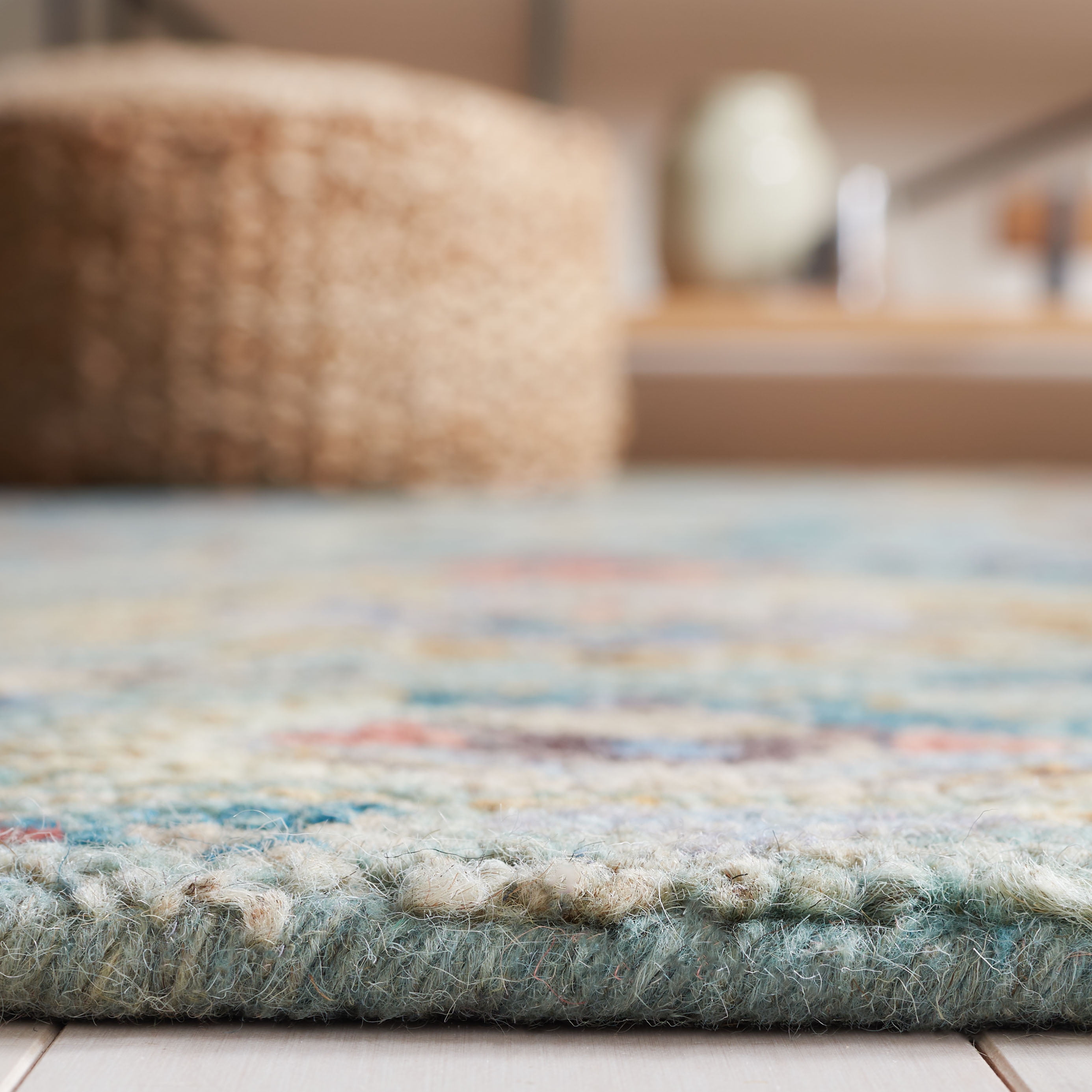 SAFAVIEH Blossom Greta Floral Area Rug, Blue/Rust, 5' x 8'