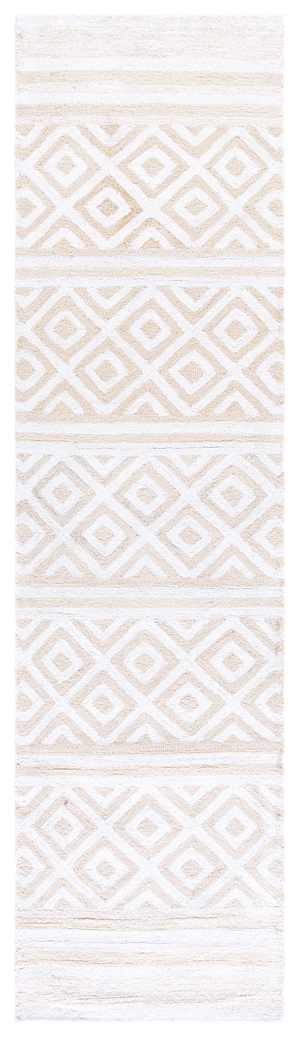 Safavieh Capri Norton Southwestern Runner Rug, Ivory/Beige, 2'3" x 9'