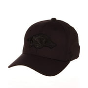 Zephyr NCAA Connecticut Huskies Mens Obsidian Hypercool Black Tonal Hat, Small, Black