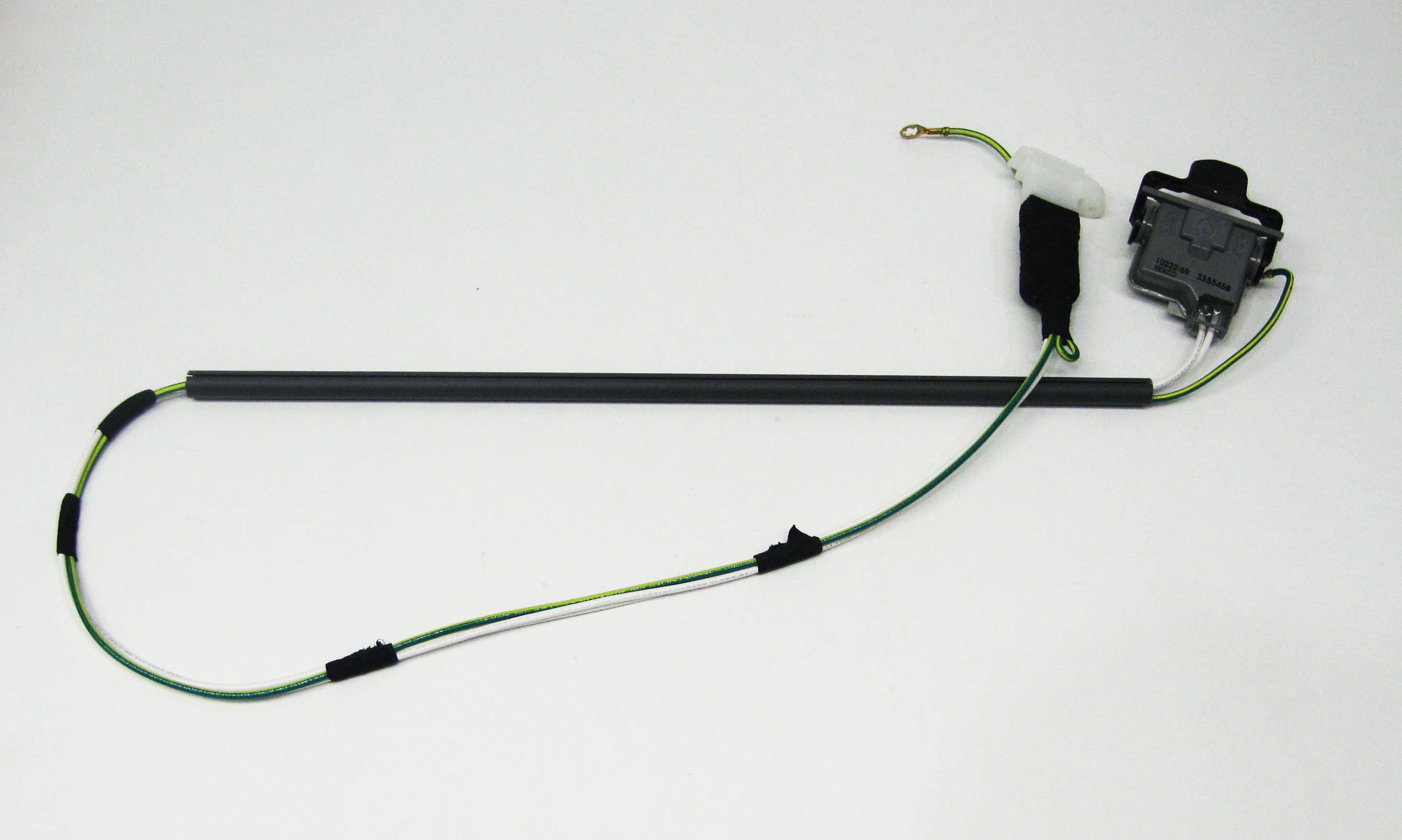 Whirlpool WP3355458 Genuine OEM Lid Switch Assembly
Fits: 3355458
