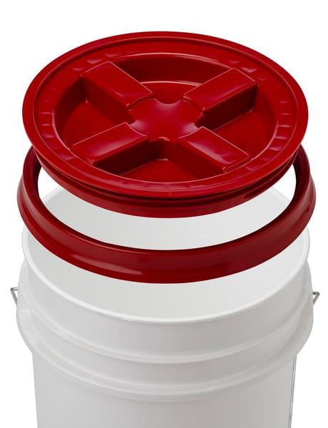 7 gallon plastic bucket