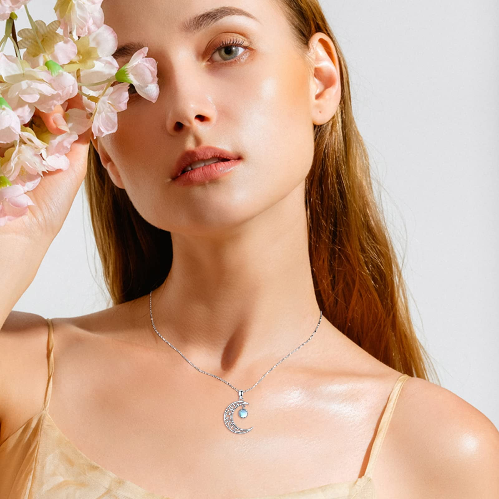 Midir&Etain Celtic Moon Necklace 925 Sterling Silver Celtic Moonstone Pendant Necklace Women's Crescent Jewelry Gift for Women