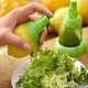 thumbnail image 3 of Kearding Pulverizador de limón de fácil almacenamiento, sin cortar ni exprimir frutas, dispositivo exprimidor de jugo fácil de limpiar Cocina y Comedor, 3 of 6