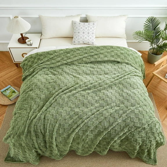 Fleece Blanket Queen Size - Plush Cozy Soft Checkered Throw Blanket for Couch, Sofa, Bed, Office, Warm Decorative Present for Birthday, Christmas(90"x90", Sage Green)