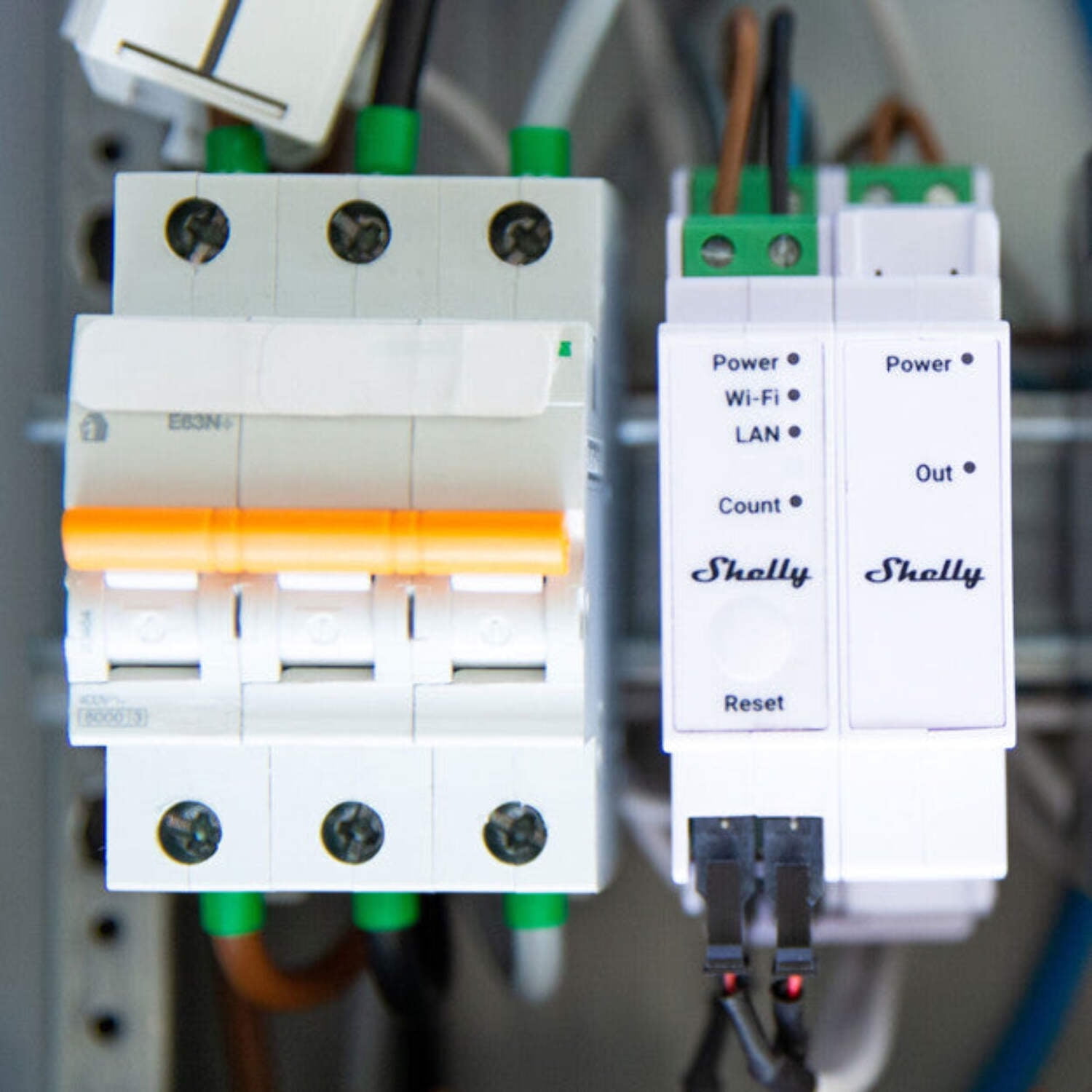 Shelly Pro 3EM Switch Add-On | Add-On For Shelly Pro 3EM Dry Contacts DIN Rail Mounting | Home Automation | No Hub Required | Solar Panels | Wind Turbines