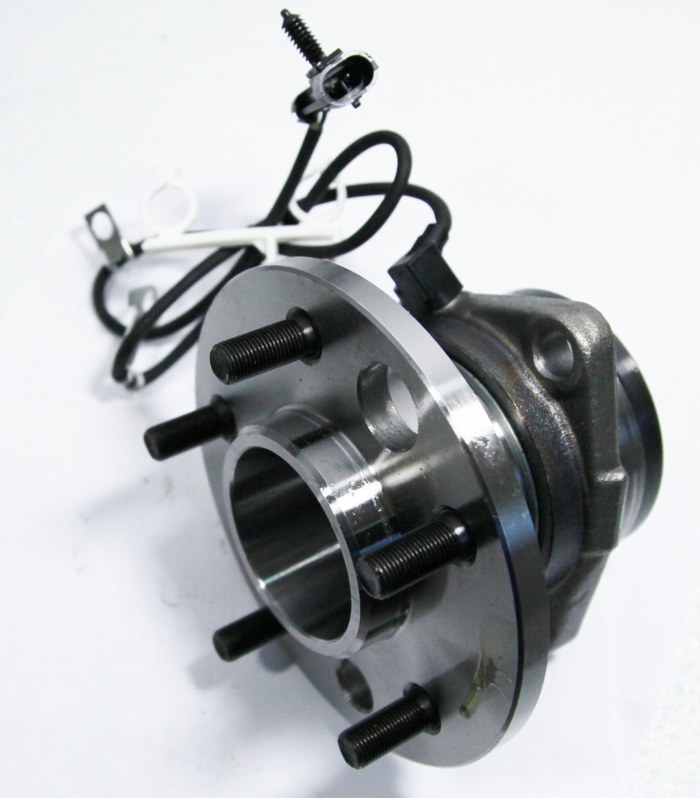 FRONT WHEEL HUB BEARING ASSEMBLY for 9502 GMC Safari Chevrolet Astro