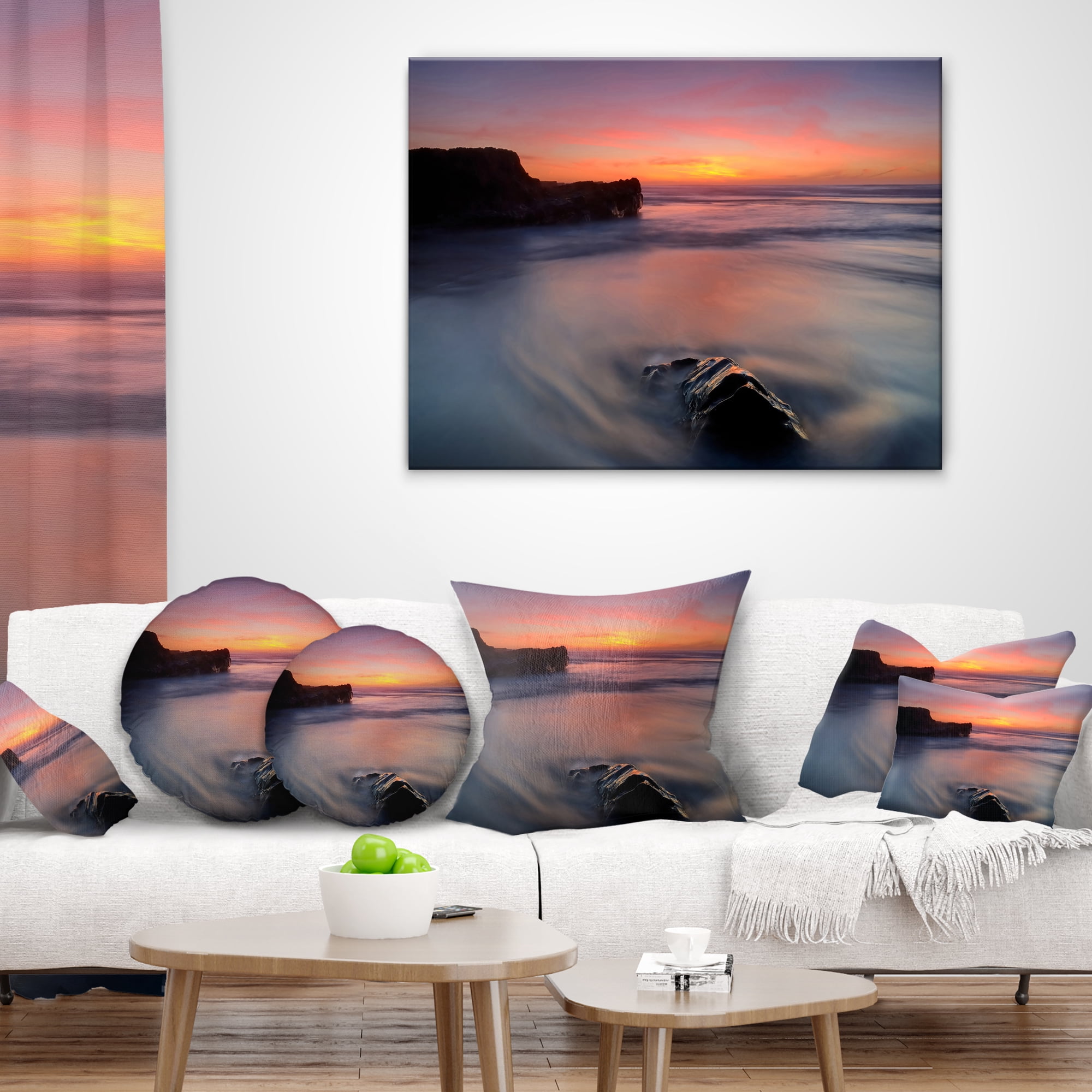 Designart Softness in the Tide Magoito Beach - Seashore Throw Pillow - 18x18