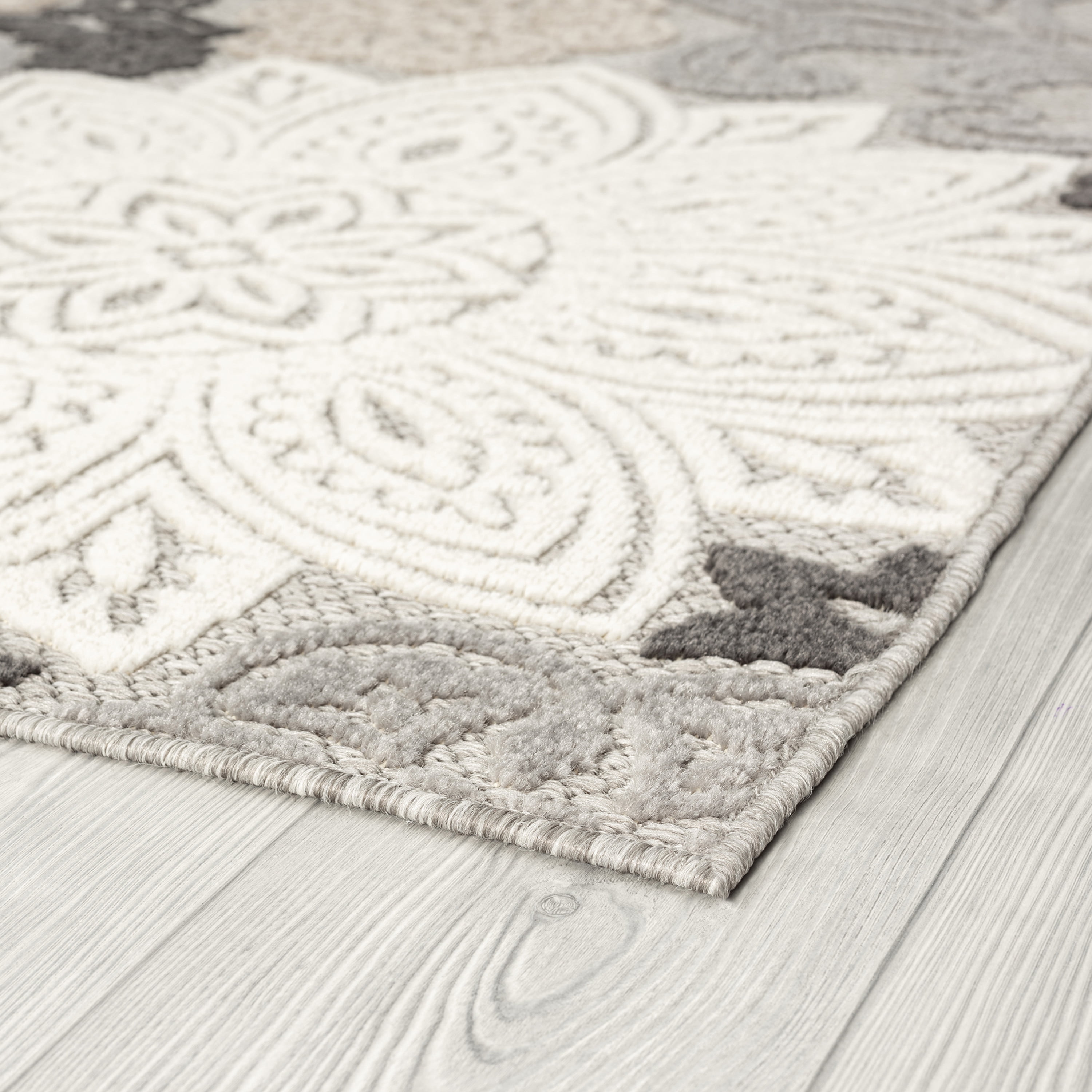 Oasis Modern Floral Beige and Cream Polypropylene Indoor Outdoor Area Rug, 8'x8' Round