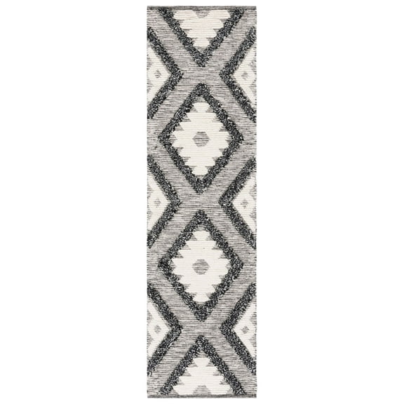 SAFAVIEH Natura Regena Diamond Runner Rug, Black/Ivory, 2'3" x 8'