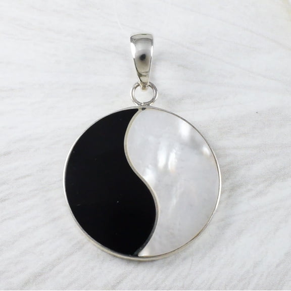 Unique Hawaiian Mother of Pearl Yin Yang Necklace, Sterling Silver Black & White MOP Yin-Yang Pendant, N9224 Birthday Mom Gift, Statement PC