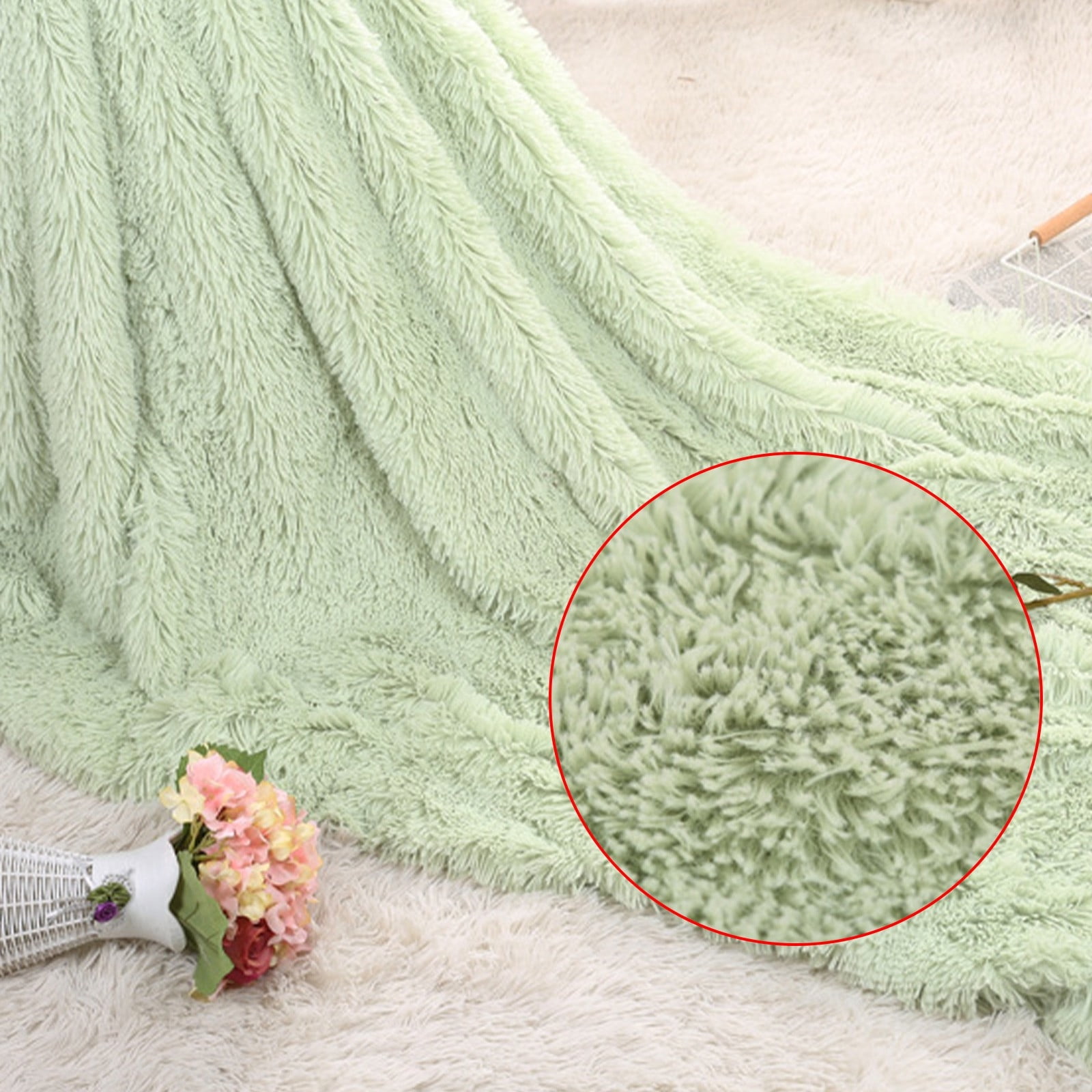 Winty Throw Blanket for Couch Sofa,Bed Blankets for Bed,Super Soft and Warm Throw Blanket for Couch, Sofa and Bed Cozy, Fuzzy and Lightweight,130X160Cm