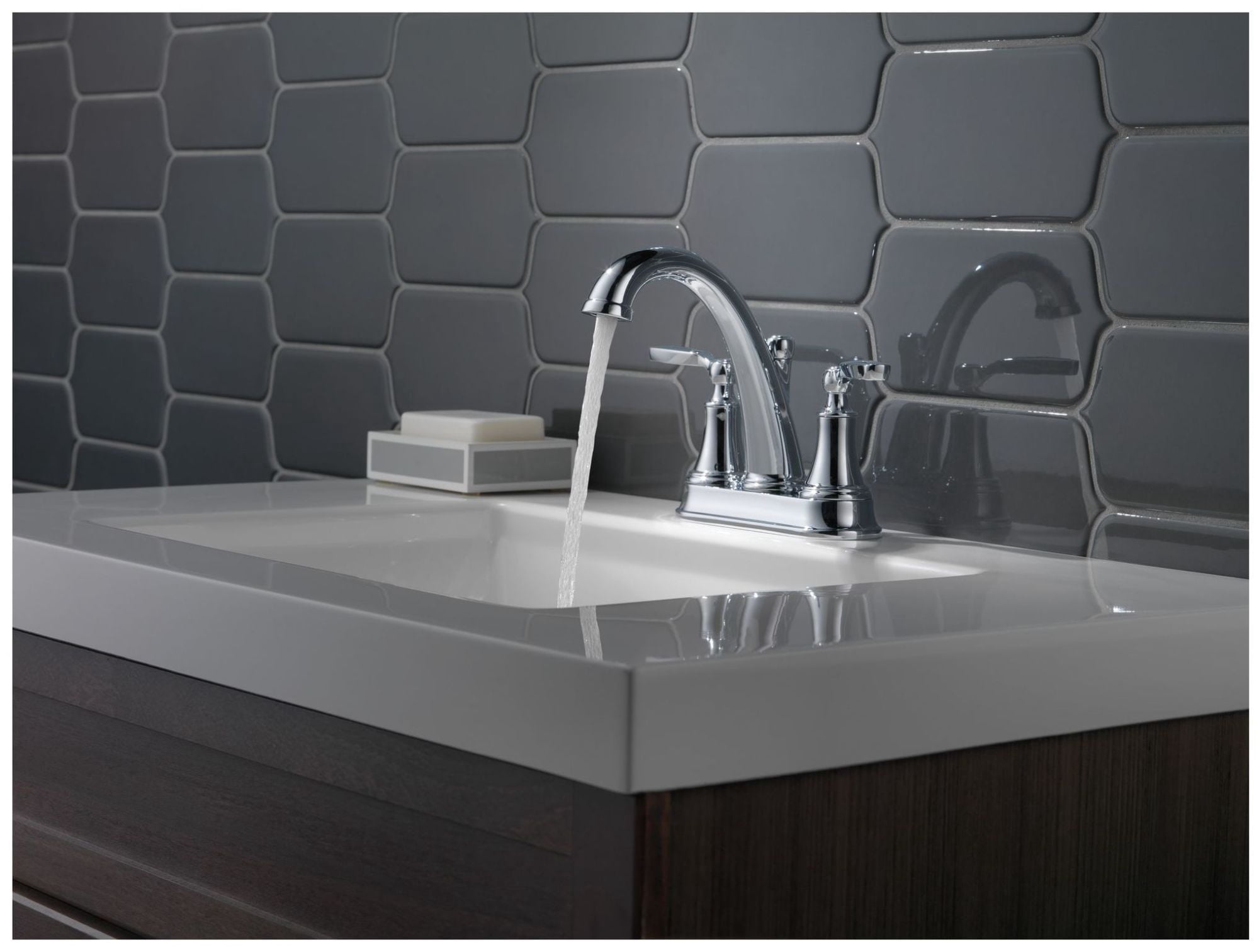 Delta 2532Lf-Mpu Woodhurst 1.2 GPM Centerset Bathroom Faucet - Black