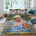 thumbnail image 2 of Un Lugar bajo el Sol Conjunto de sábanas temático, trío de piezas, cómodo y amigable con la piel, diseño único, regalo de decoración para el hogar para familiares, amigos y fans, 90 cm * 190 cm, 2 of 6