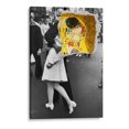 thumbnail image 1 of Cuadro decorativo - El Beso, David Aste 20x30 Canvas Lab Ilustraciones, 1 of 2