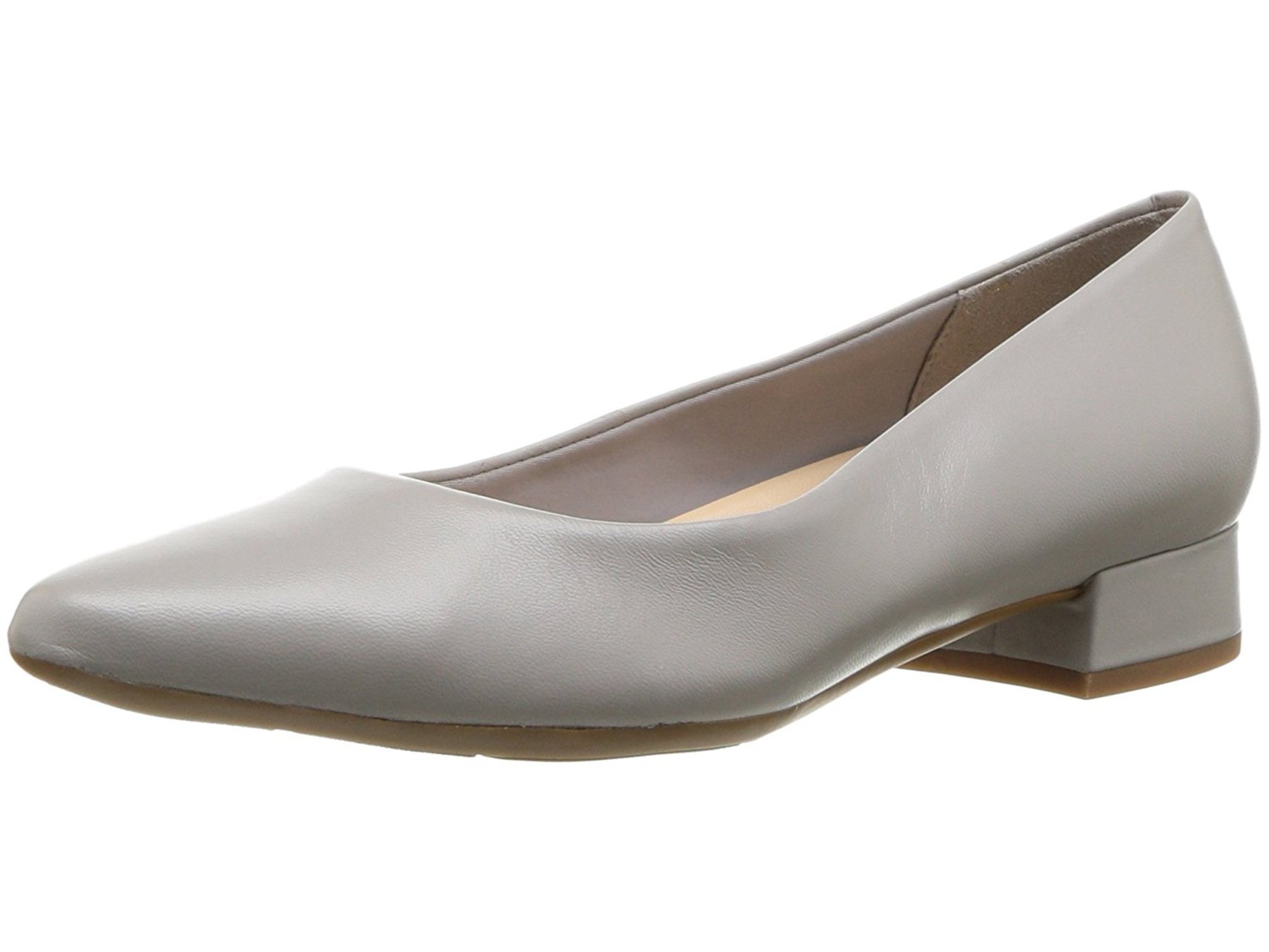 easy spirit pumps