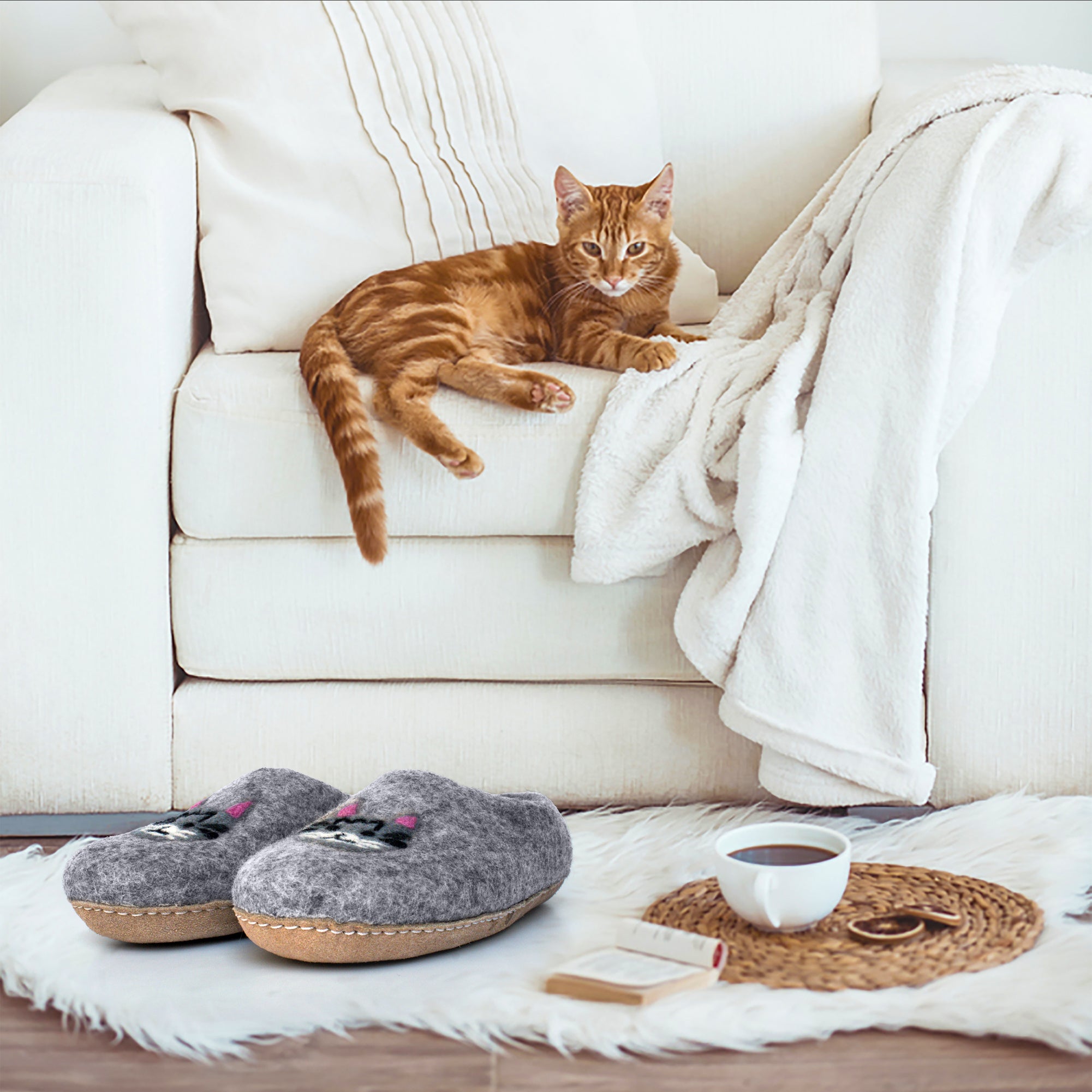 Unisex Indoor Wool Slippers Cat Dog & Panda Print - image 5 of 9