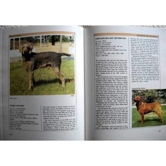 Pre-Owned Atlas of Dog Breeds of the World (Two Volumes) (Hardcover) 0866228551 9780866228558