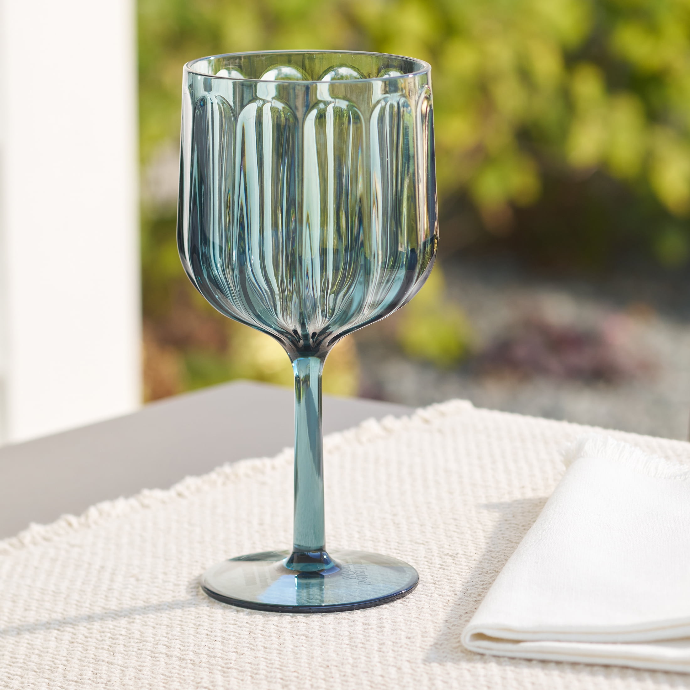 Better Homes & Gardens 17-Ounce Tritan Plastic Stemmed Wine Glass, Blue
